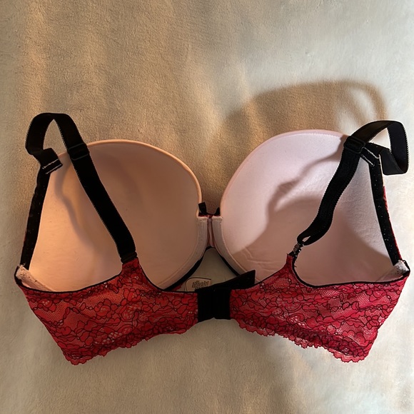 Victoria Secret Dream Angels Lined Demi Bra - Picture 2 of 3